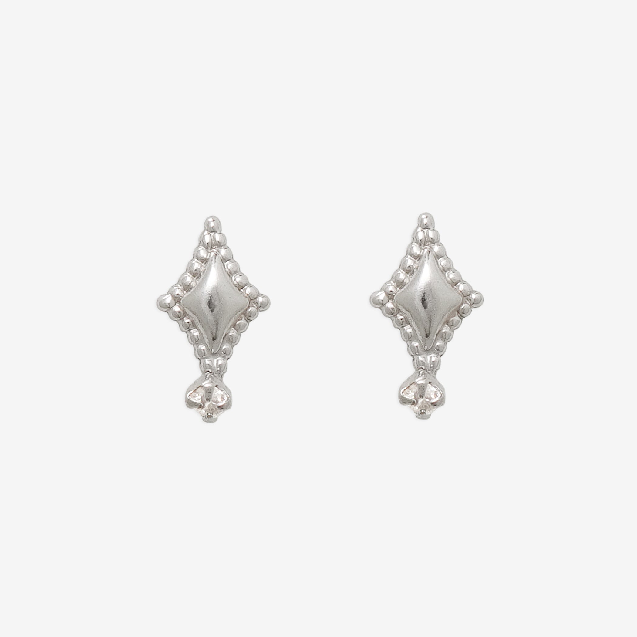 K10 ホワイトゴールド ダイヤモンド ピアス （10343601668398