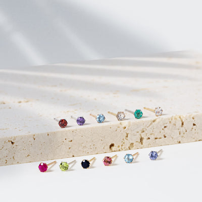 誕生石ジュエリー特集｜1月〜12月の天然石を纏う、特別な毎日へ