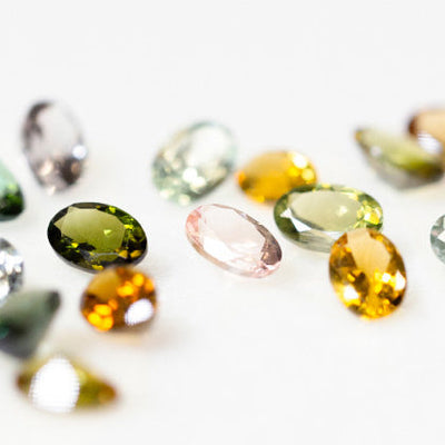 大切な人へのお守りギフト｜アミュレットジュエリーで想いを届ける