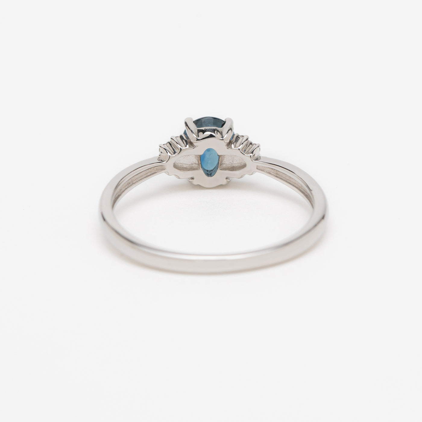 プラチナ リング　サファイア 3D2A5966_2048x.jpg?v=1709362669