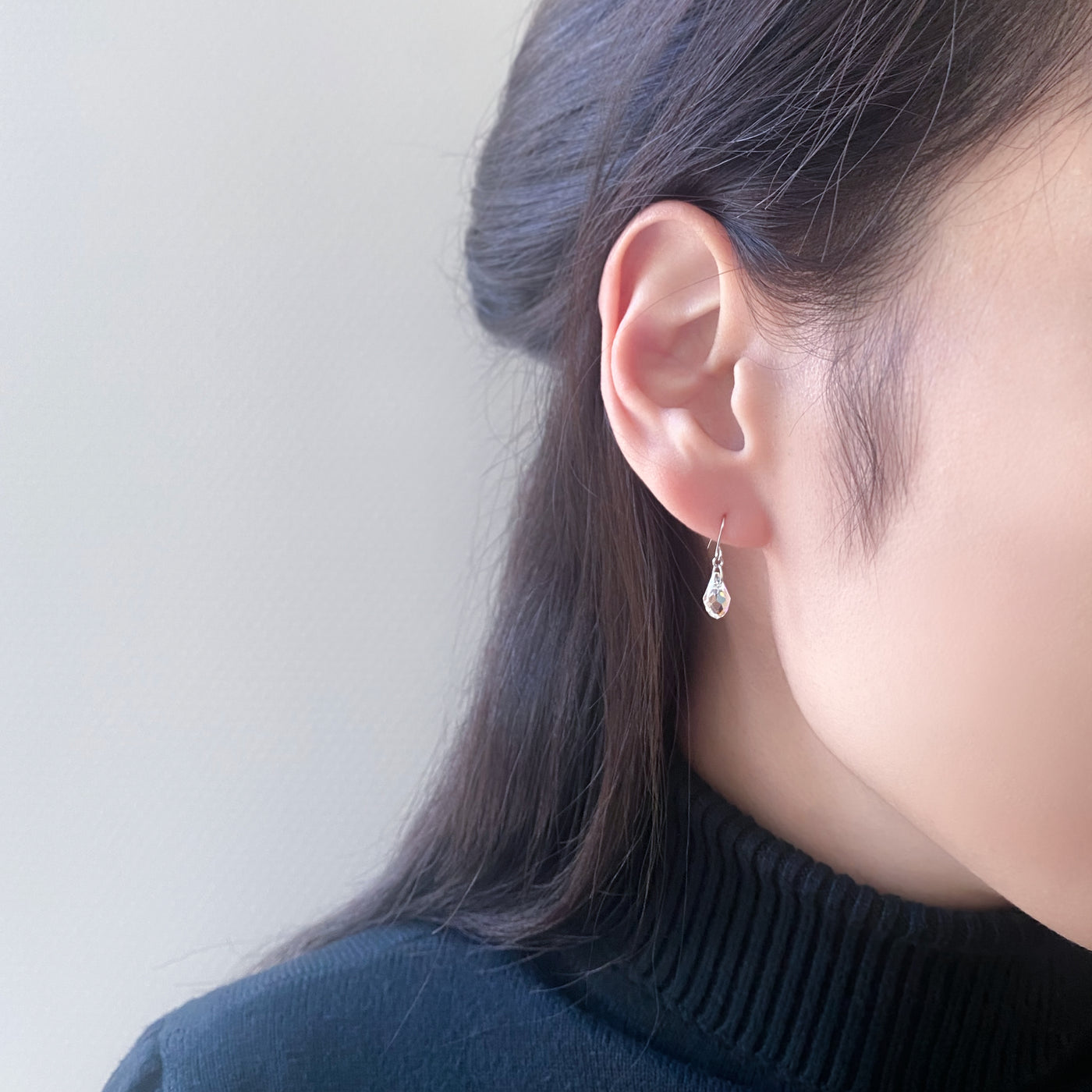 【WEB限定】K10 ホワイトゴールド クリスタル フック ピアス