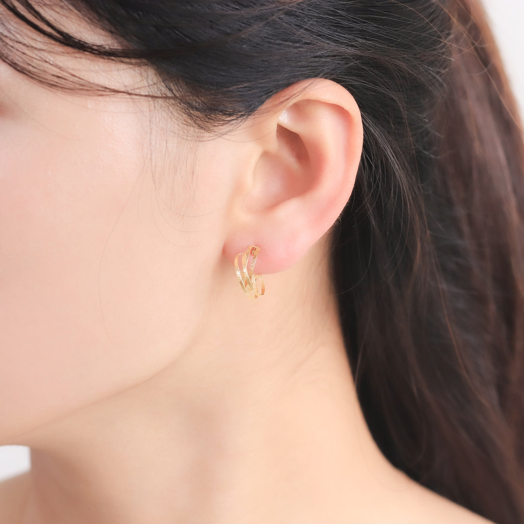 ESTELLE イエローゴールドトーン フープピアスK10金 約2.5cm K10 イエローゴールド フープ ピアス （9625038684462