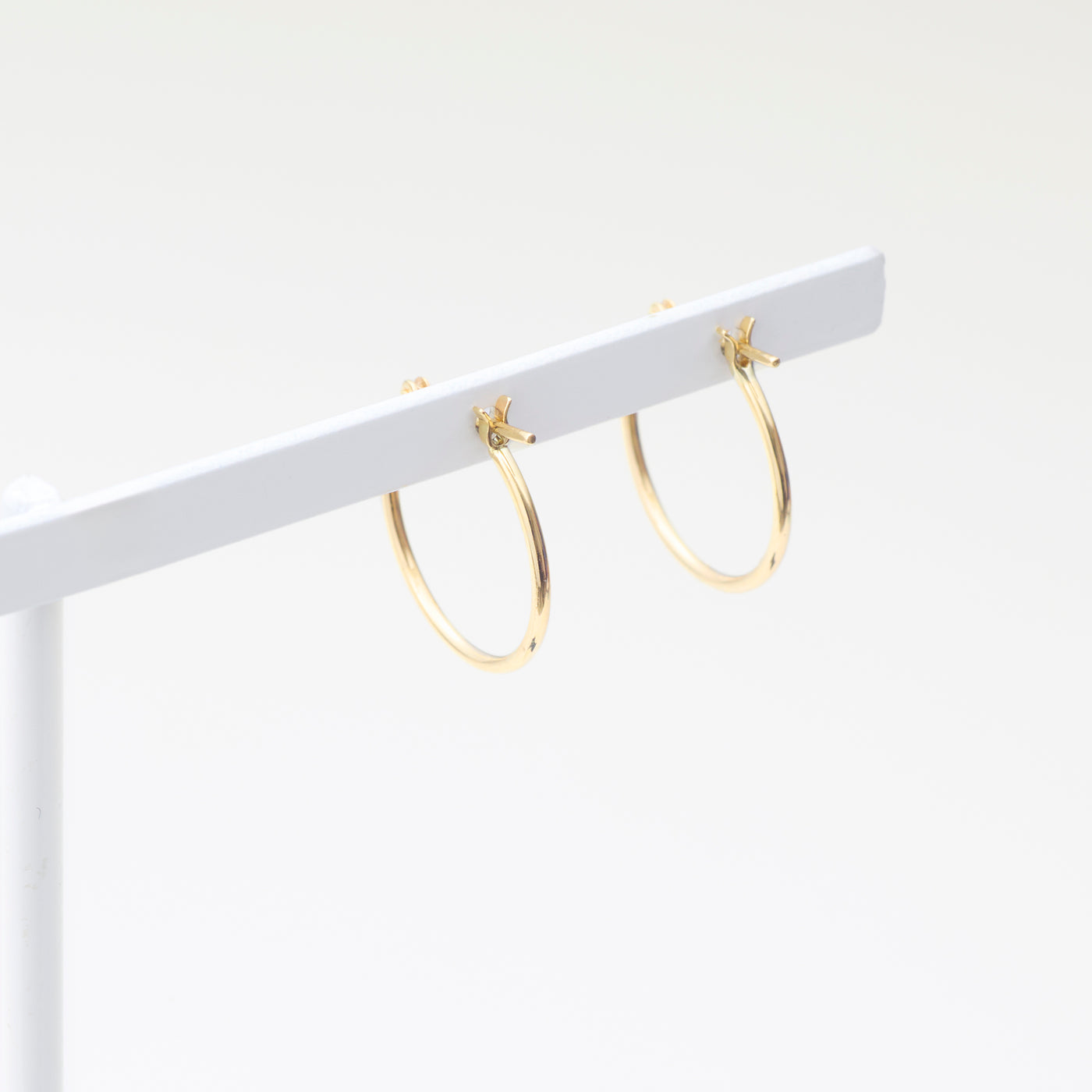 K10 イエローゴールド フープ ピアス（15mm）