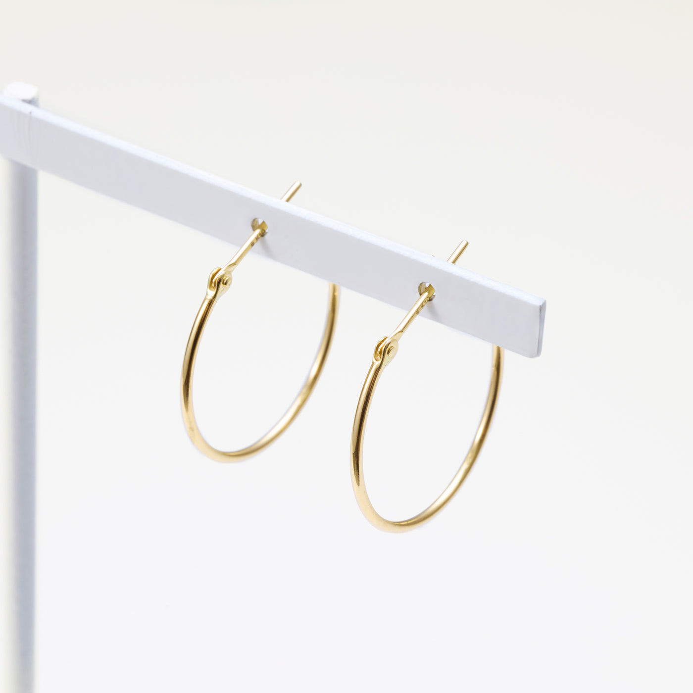 K10 イエローゴールド フープ ピアス（20mm）