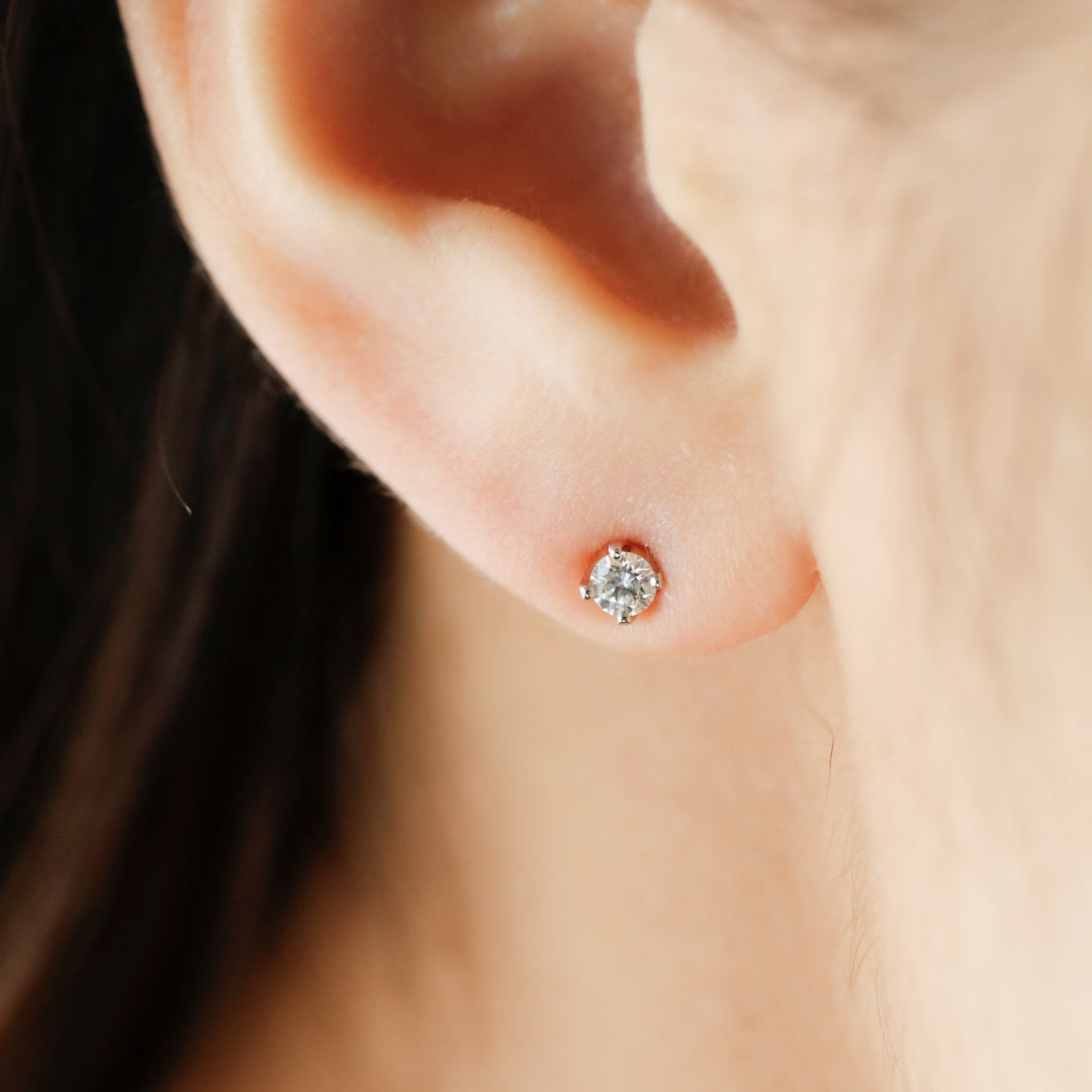 プラチナ ダイヤモンド ピアス（0.2ct） （7277476282525