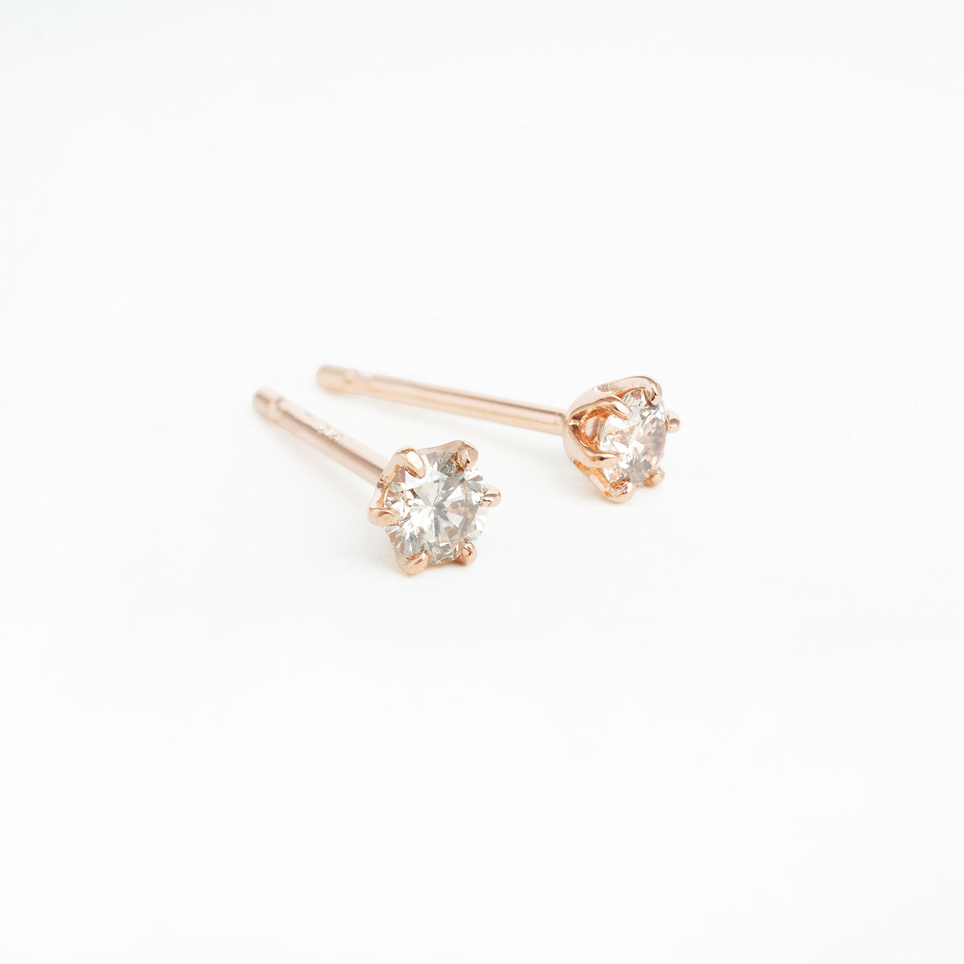 【WEB限定】K18 ピンクゴールド ダイヤモンド ピアス（0.1ct）