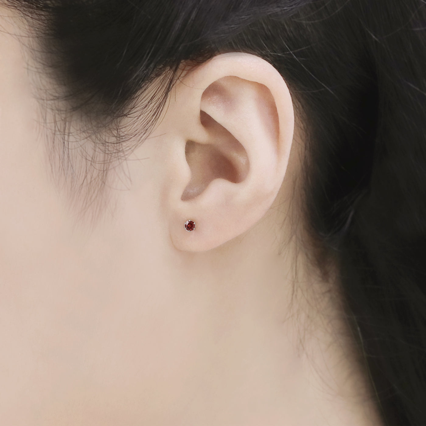 1月誕生石 K10 ホワイトゴールド ガーネット ピアス