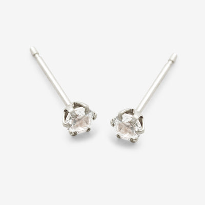 K10 ホワイトゴールド クォーツ ピアス