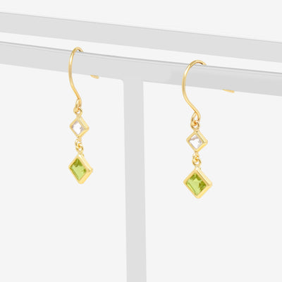 8月誕生石 K10 イエローゴールド ペリドット フック ピアス