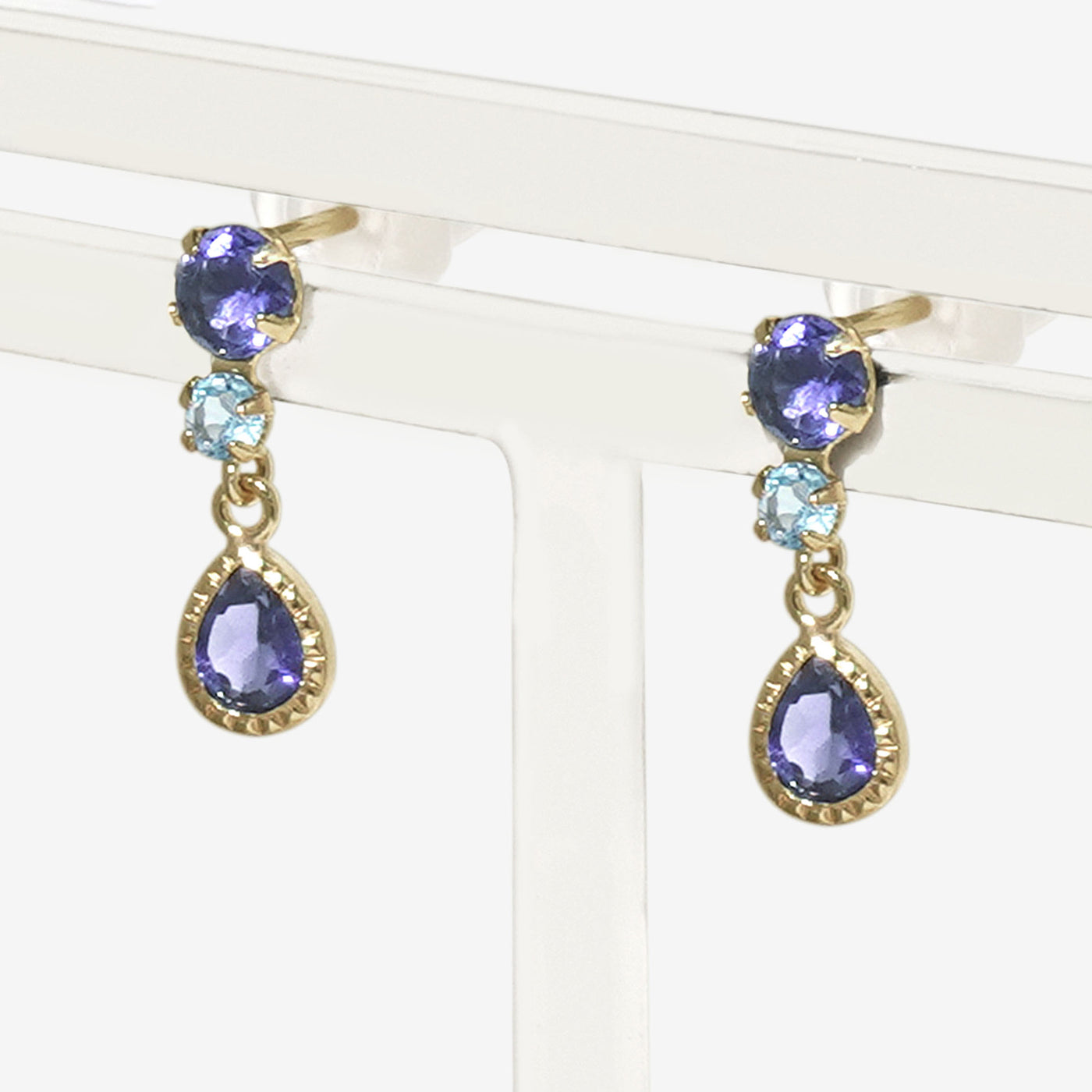 K10 イエローゴールド アイオライト ピアス