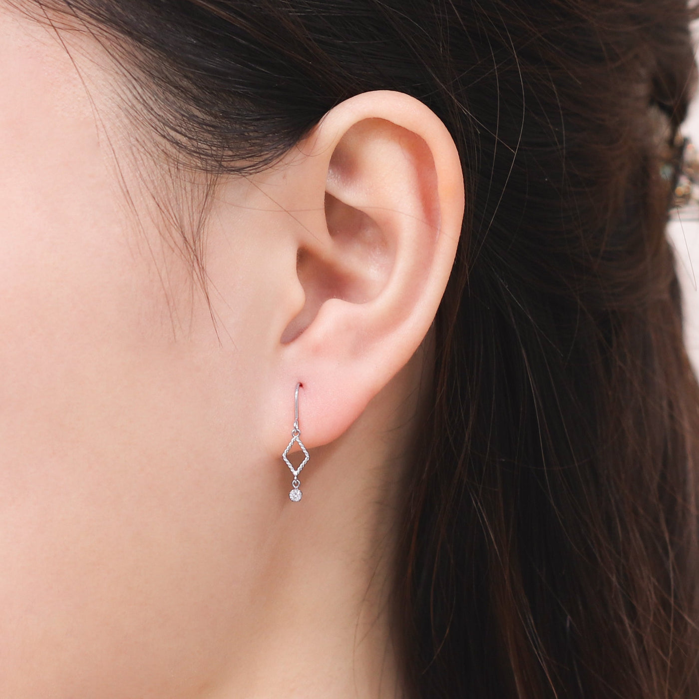 K10 ホワイトゴールド キュービックジルコニア フック ピアス