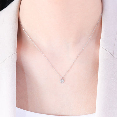 【WEB限定】プラチナ ダイヤモンド フラワー ネックレス