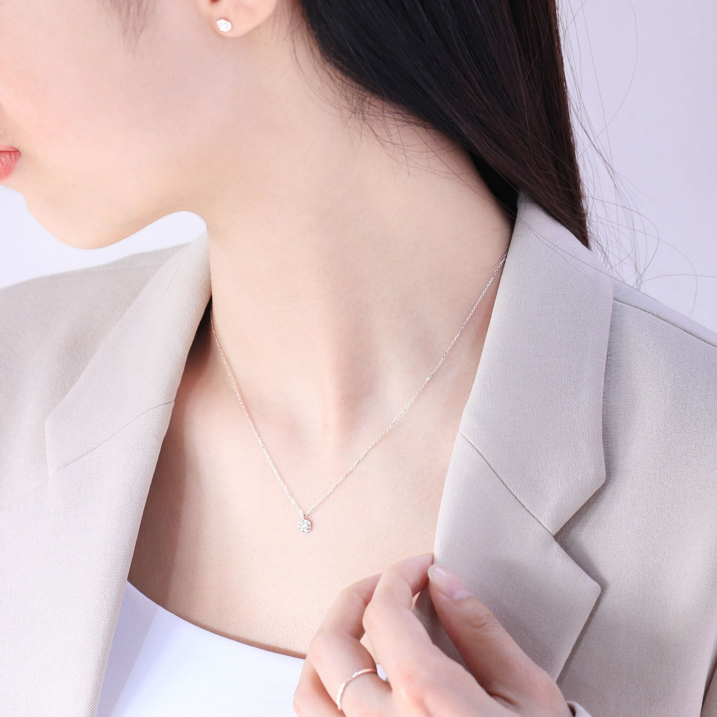 【WEB限定】プラチナ ダイヤモンド フラワー ネックレス