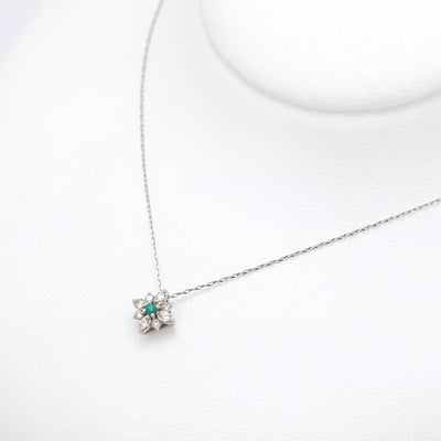5月誕生石 プラチナ エメラルド ネックレス