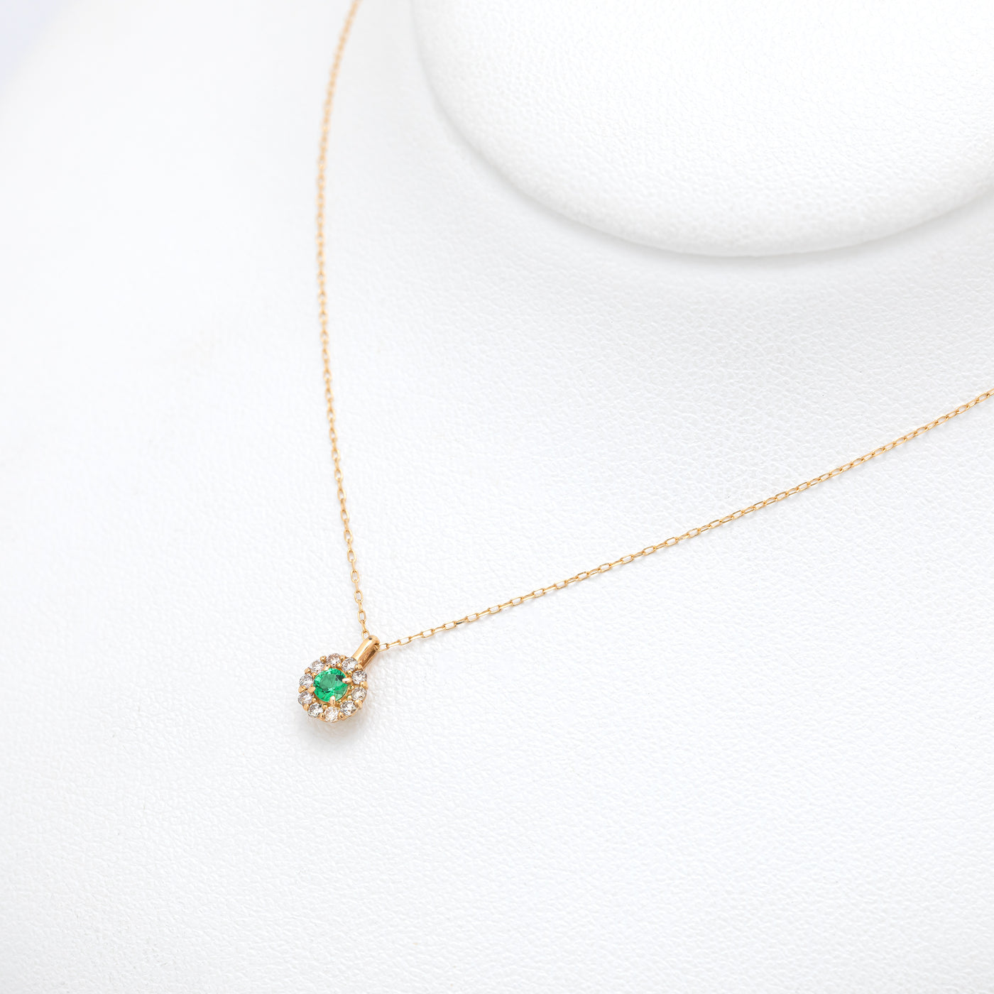 5月誕生石 K18 イエローゴールド エメラルド ネックレス