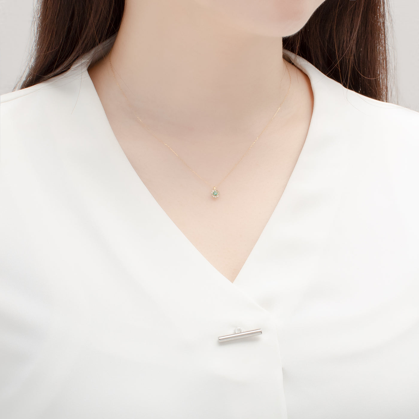 5月誕生石 K18 イエローゴールド エメラルド ネックレス