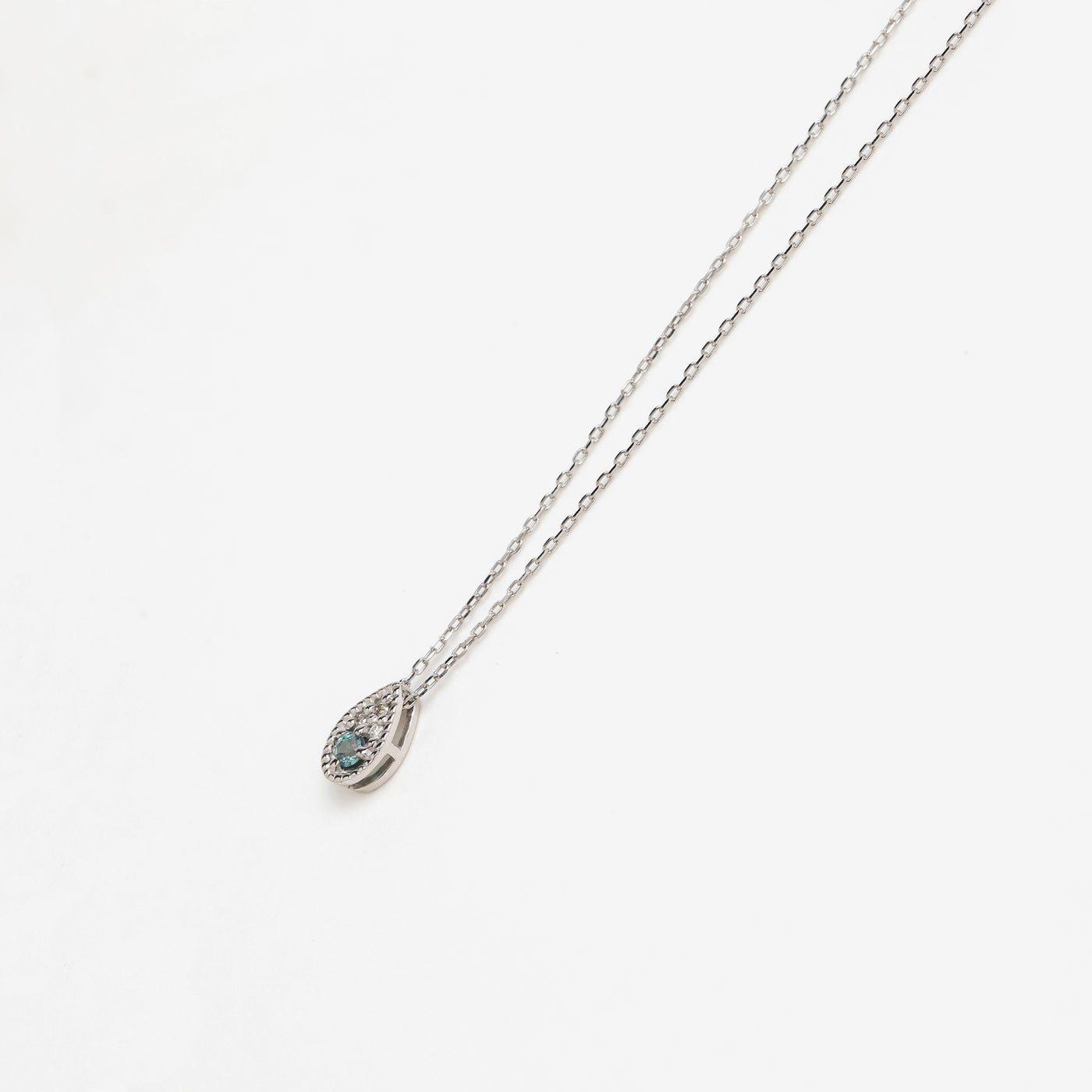 【WEB限定】6月誕生石 プラチナ アレキサンドライト しずく ネックレス