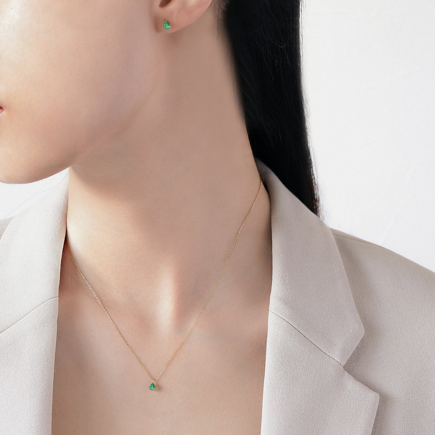 【WEB限定】5月誕生石 K10 イエローゴールド エメラルド しずく ネックレス