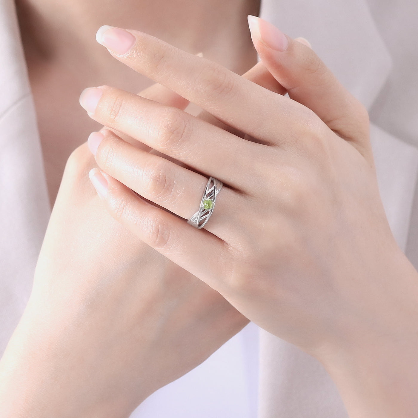 8月誕生石 シルバー ペリドット リング