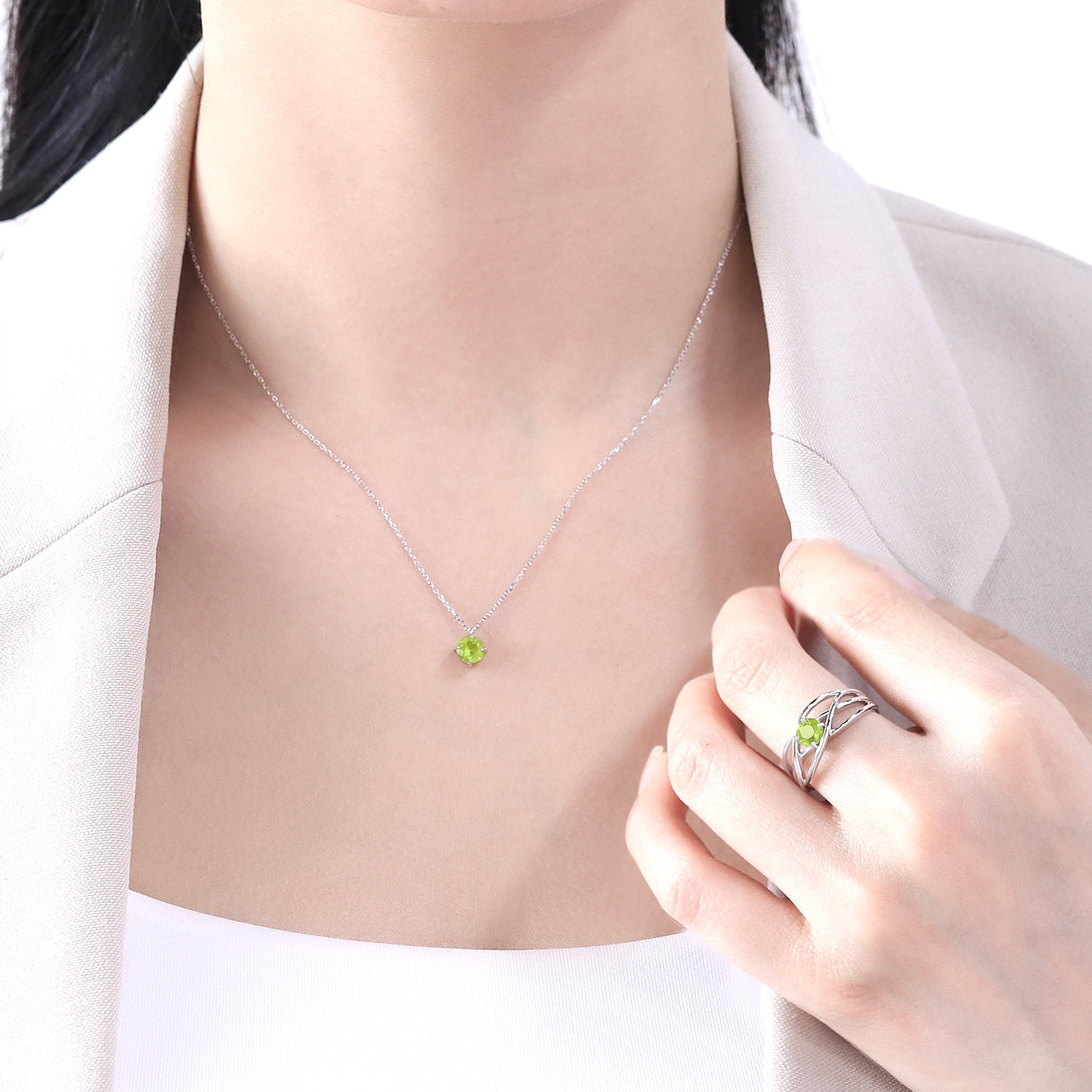 8月誕生石 シルバー ペリドット リング