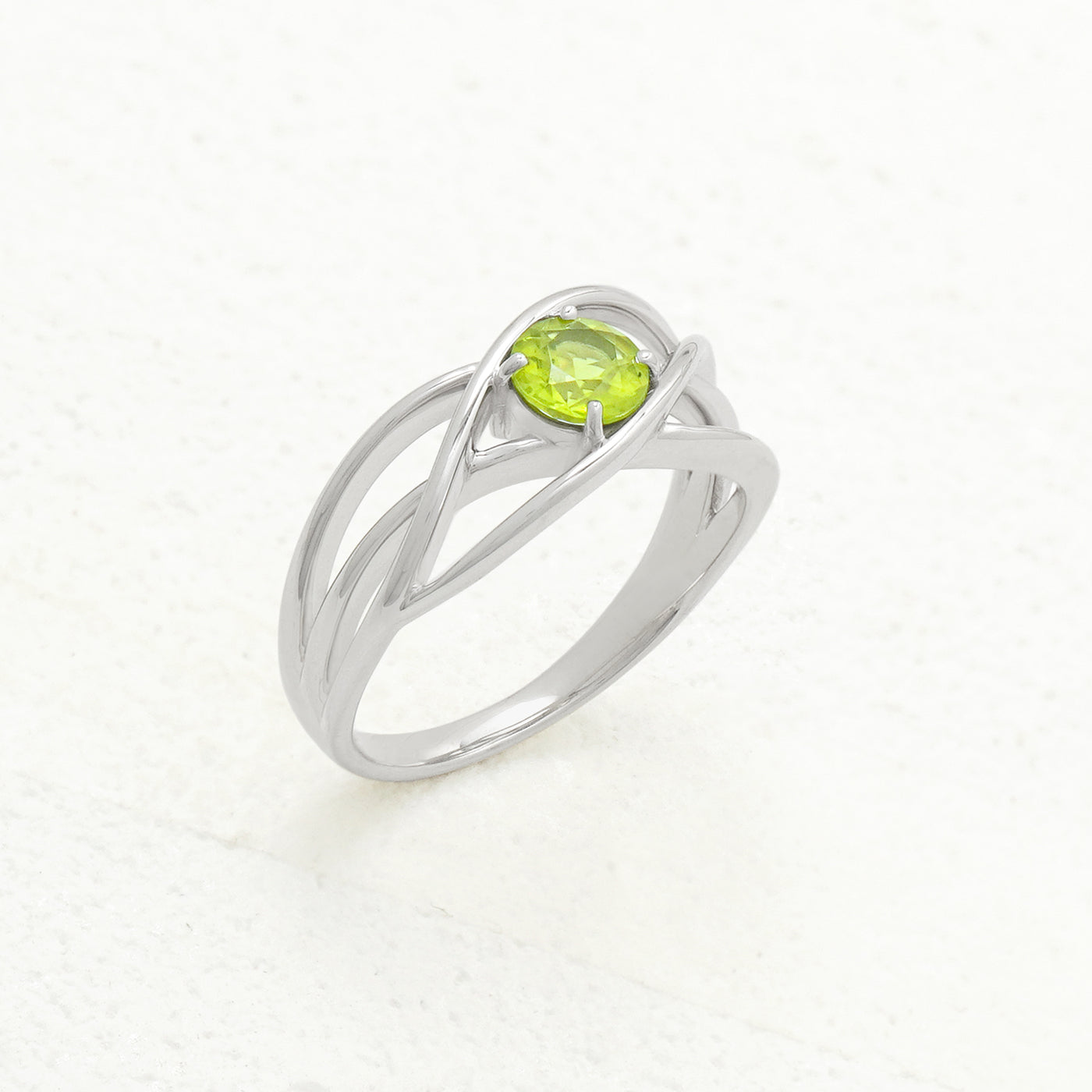 8月誕生石 シルバー ペリドット リング