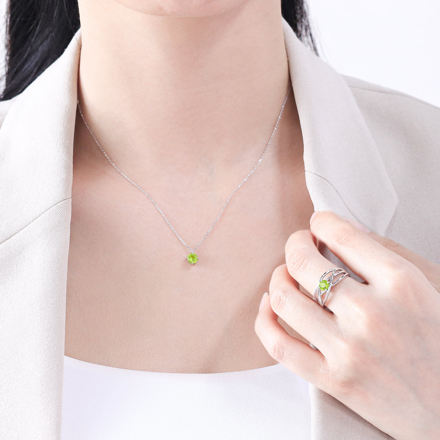 8月誕生石 シルバー ペリドット ネックレス