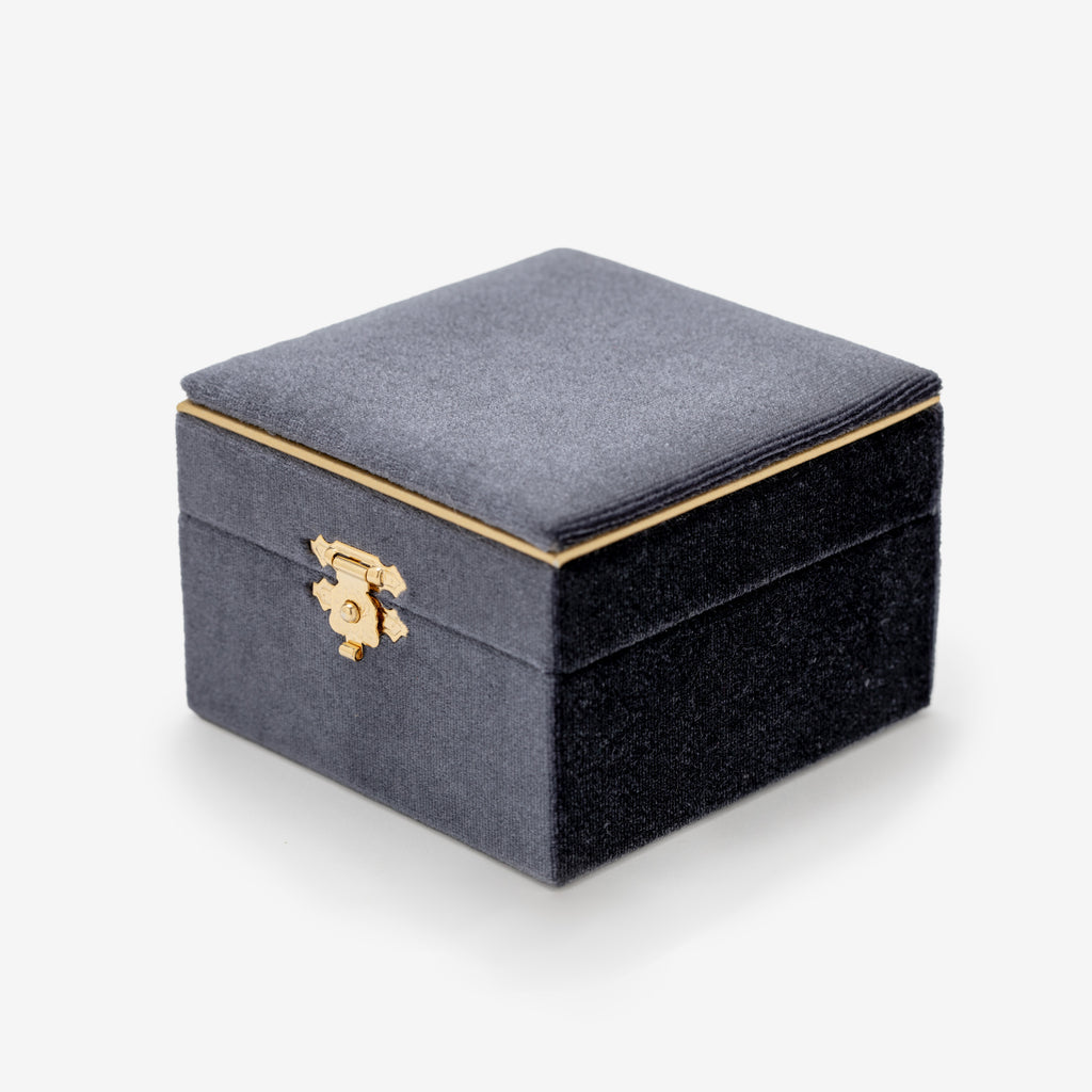 【箱入り ほぼ新品】アルケミア オーデトワレ クイーンオブイージプト 100ml ギフトボックス （9656242503982）– エステール公式通販