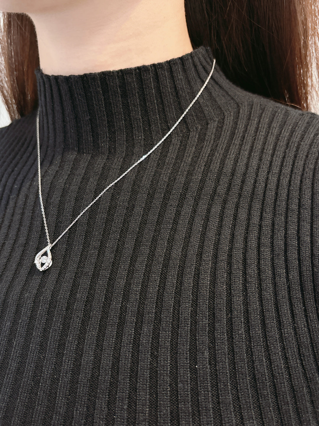 シルバー ロジウムメッキ キュービックジルコニア ダンシング