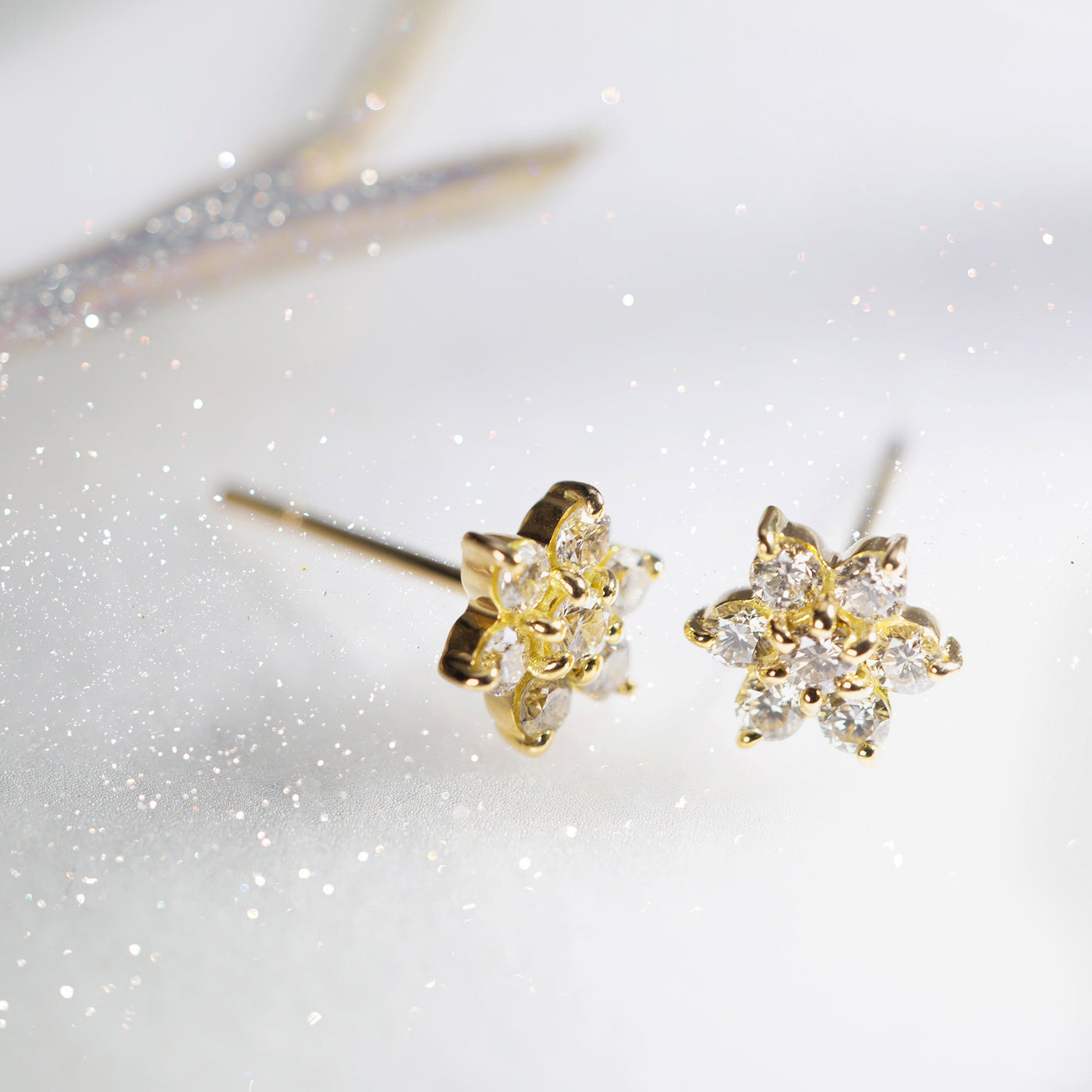 K18 イエローゴールド ダイヤモンド ピアス（0.3ct）