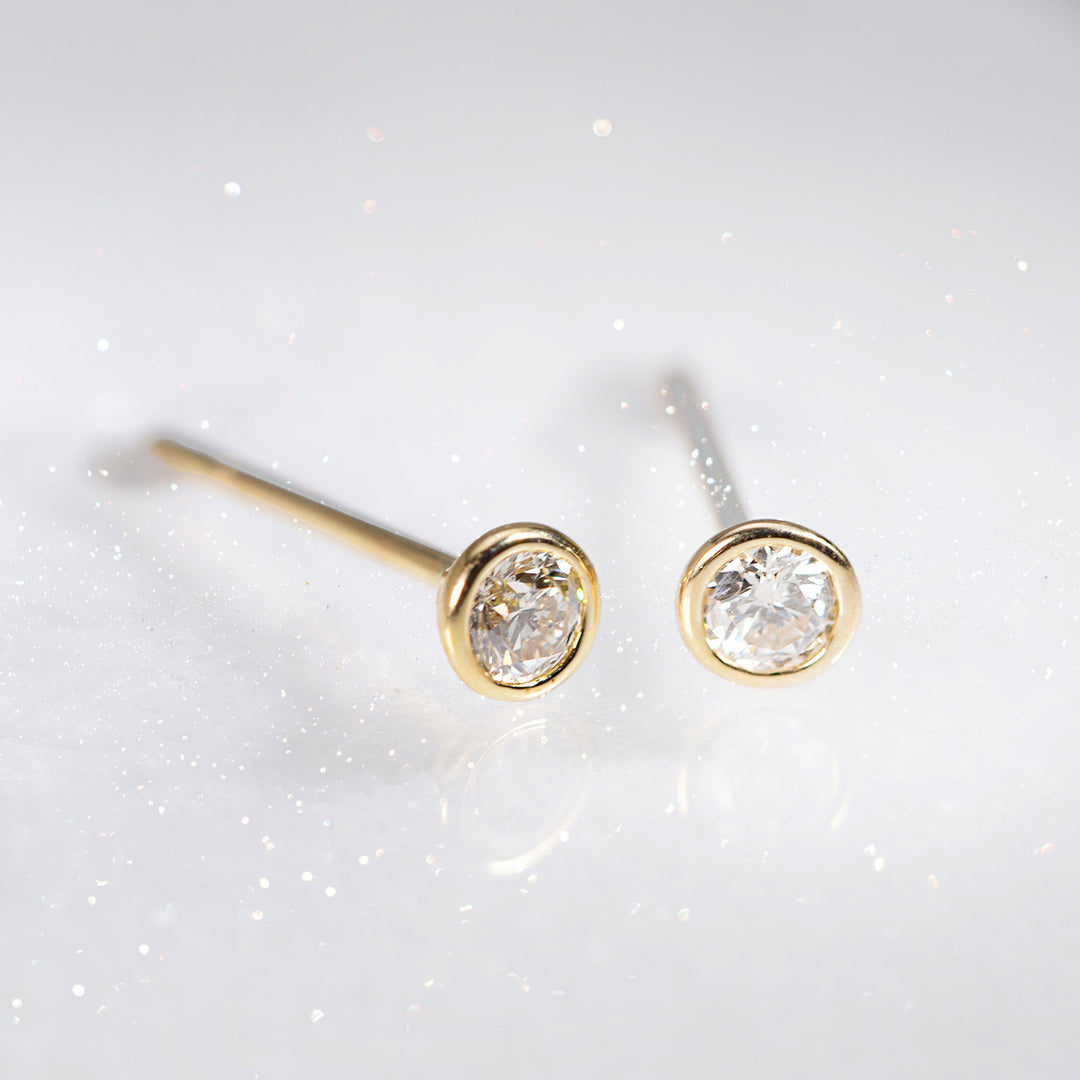 WEB限定】K18 イエローゴールド ダイヤモンド ピアス （7277481492637