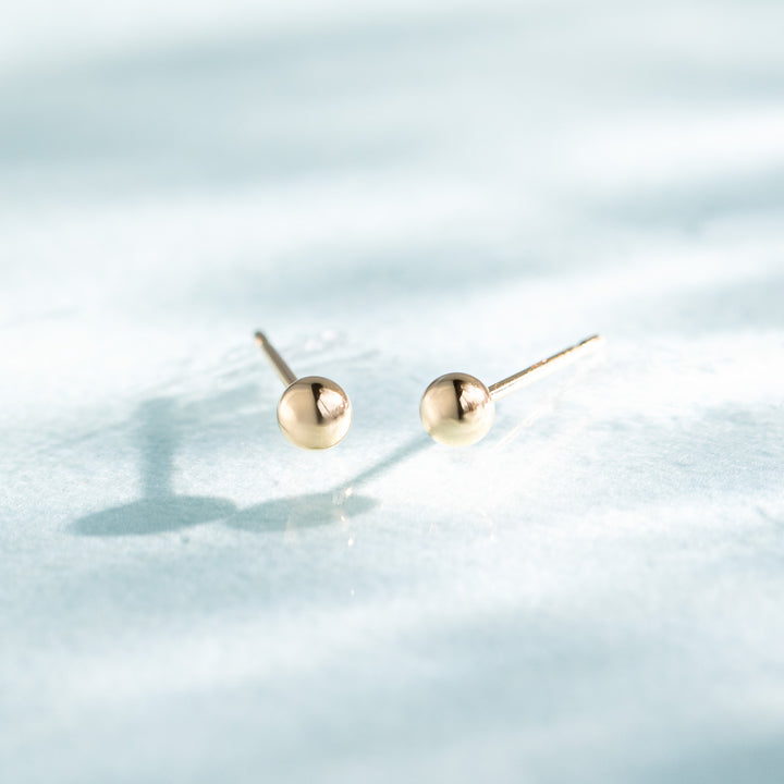 K18 イエローゴールド 丸玉 ピアス（3mm） （7277729382557