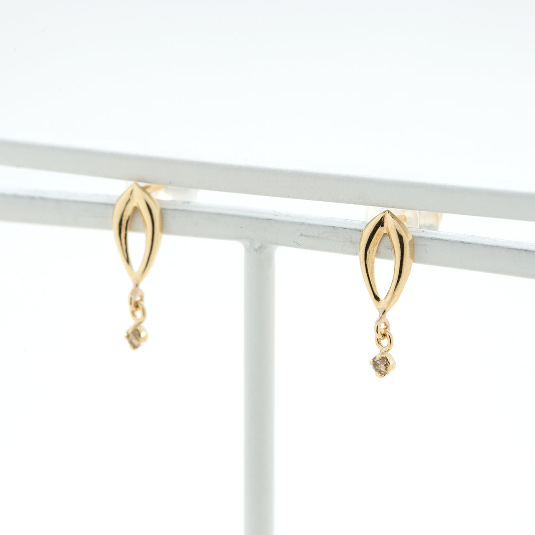 K10 イエローゴールド ダイヤモンド ピアス （8020305477934