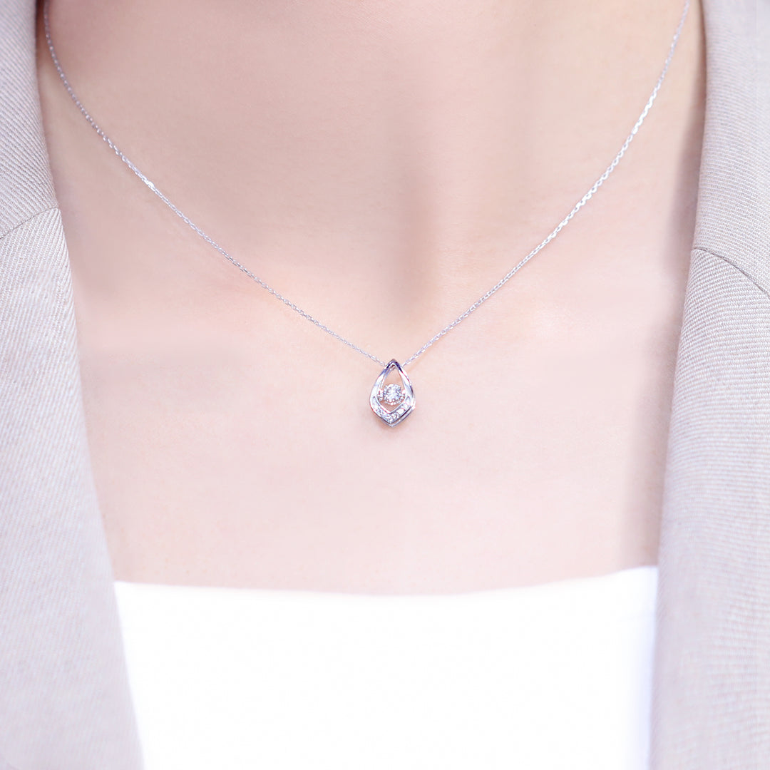 シルバー ロジウムメッキ キュービックジルコニア ダンシングストーン