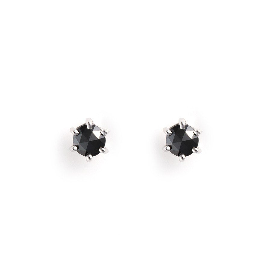 K18 ホワイトゴールド ブラックダイヤモンド ピアス（0.2ct） エステールジュエルガーデン(ESTELLE JEWEL GARDEN) 公式通販サイト